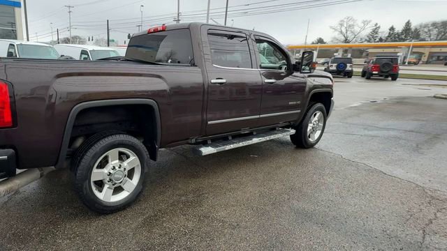 Used 2016 GMC Sierra 2500 SLT w/ Duramax Plus Package AWD/4WD image 8