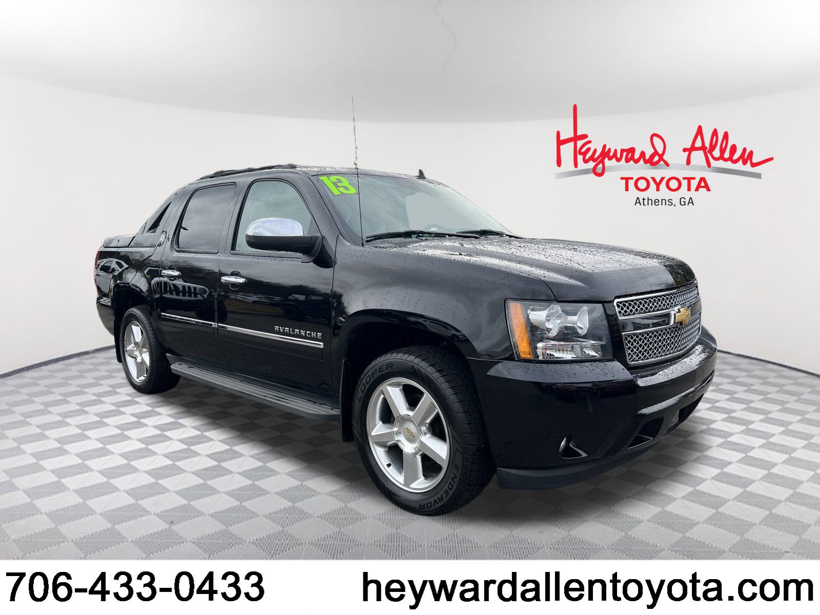 Used 2013 Chevrolet Avalanche LTZ
