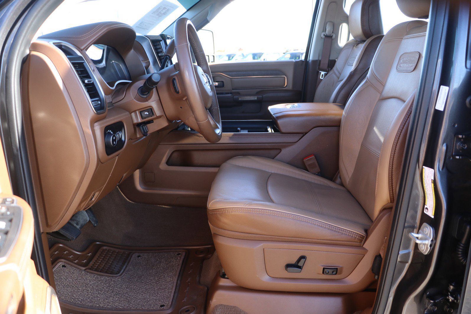 Used 2024 RAM 2500 Limited w/ Safety Group image 13