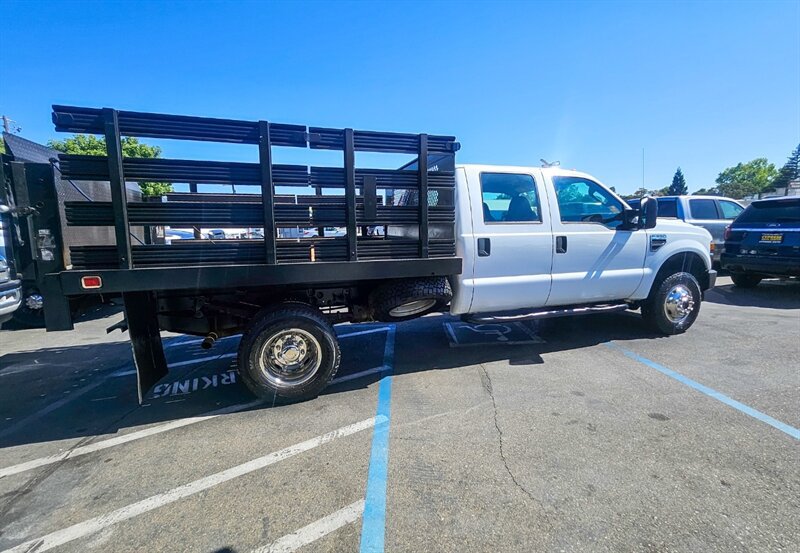 Used 2009 Ford F350 4x4 Crew Cab DRW Super Duty image 10