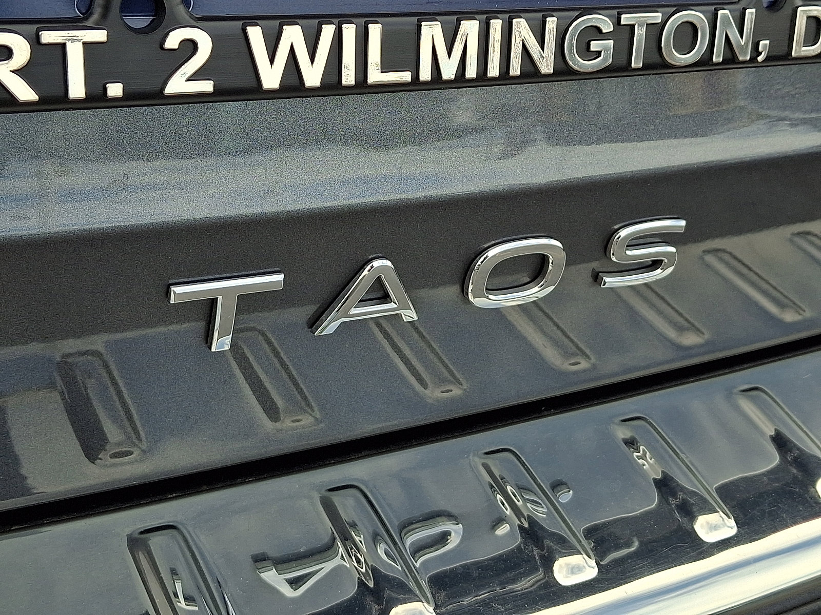 Used 2023 Volkswagen Taos SE w/ Black Wheel Package FWD image 29