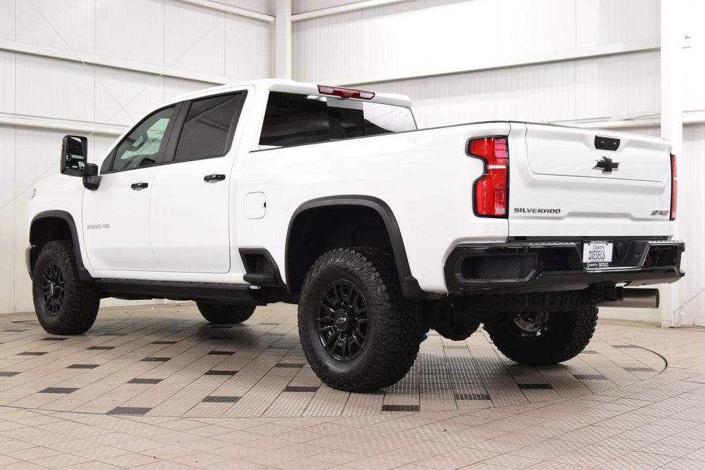 Used 2026 Chevrolet Silverado 2500 ZR2 AWD/4WD image 5