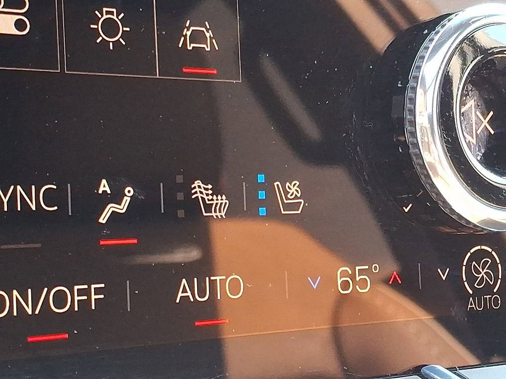 Used 2026 GMC Acadia Denali Ultimate w/ LPO, Floor Liner Package image 24