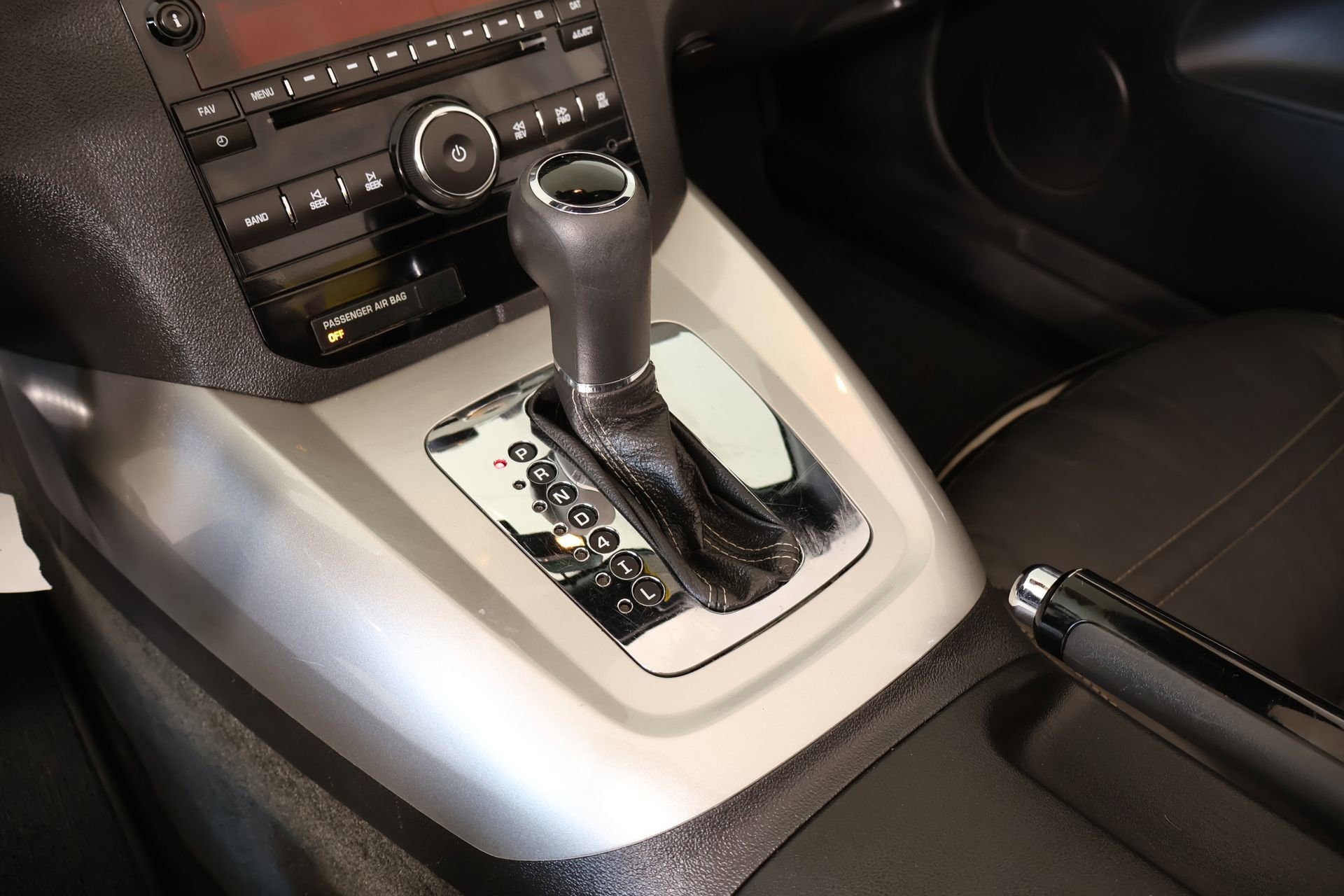 Used 2009 Saturn Sky w/ Premium Trim Package RWD image 6