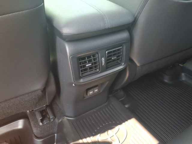 Used 2025 Toyota RAV4 XLE Premium AWD/4WD image 9