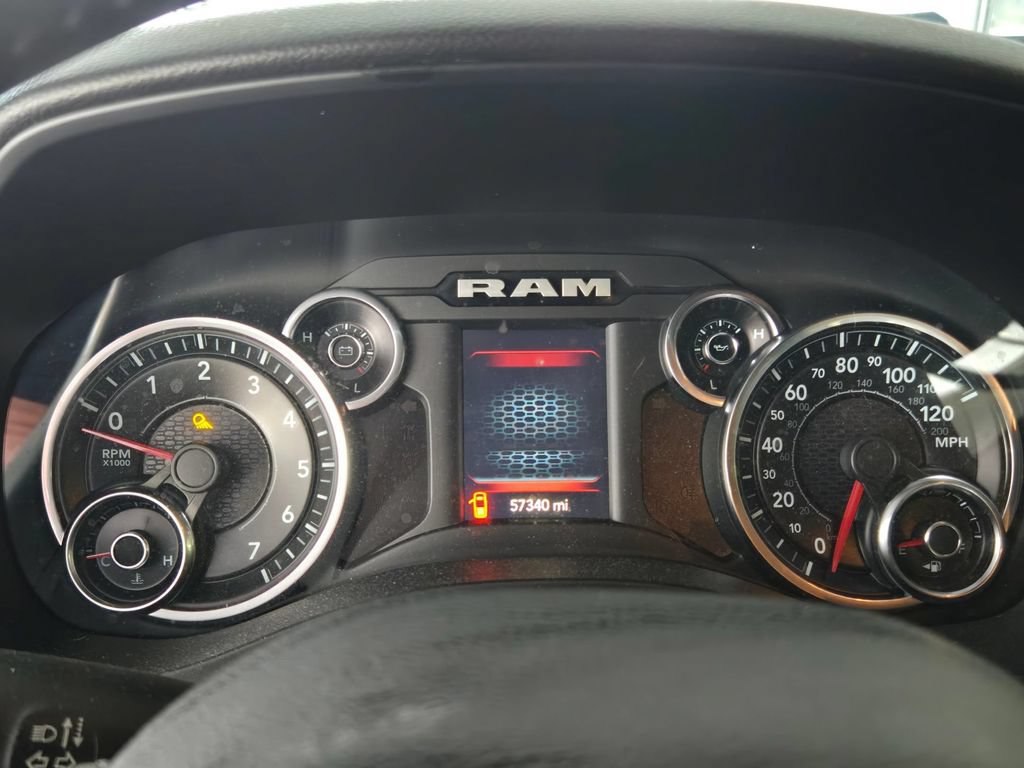 Used 2019 RAM 1500 Big Horn RWD image 12