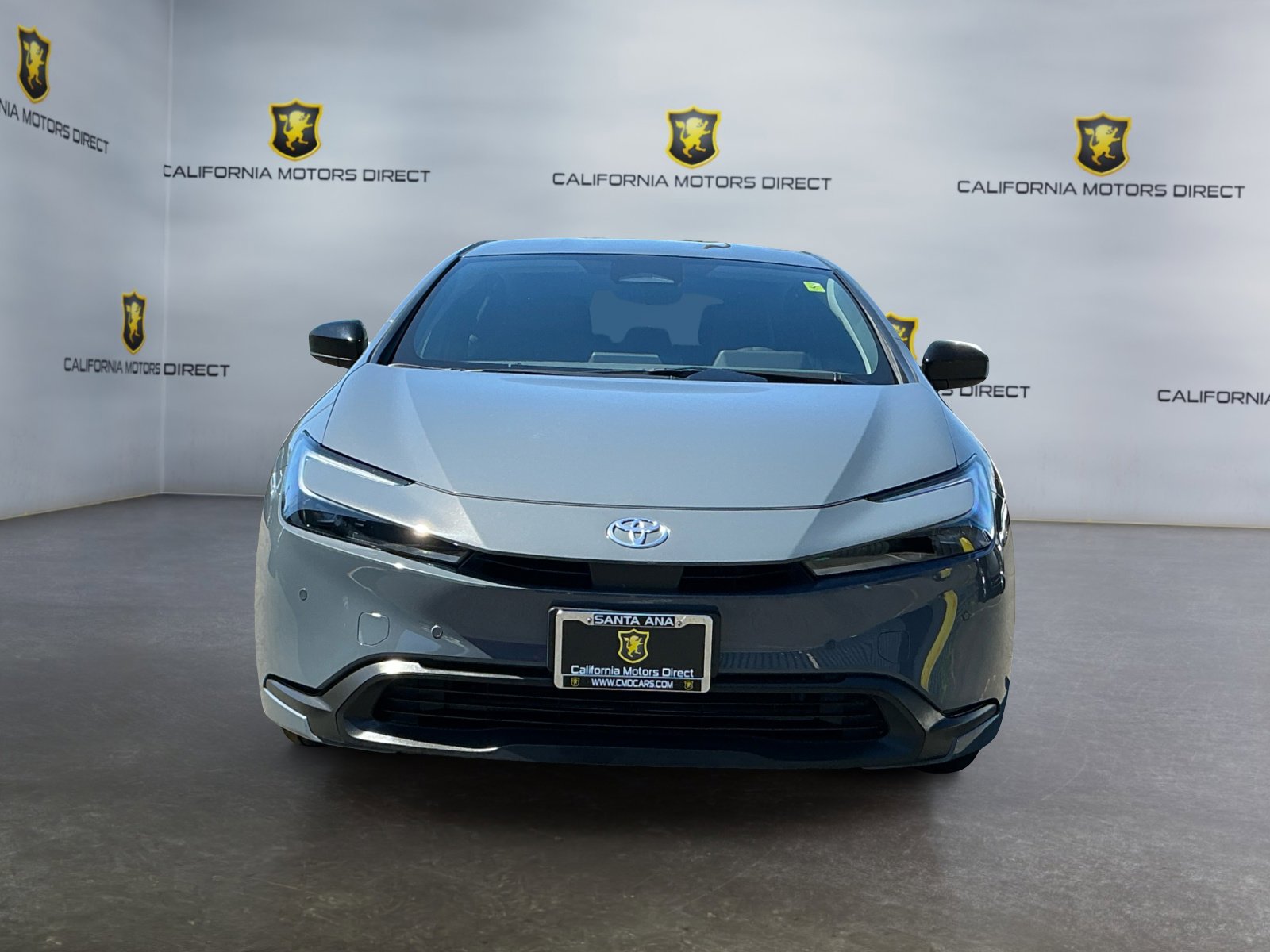 Used 2025 Toyota Prius LE image 2