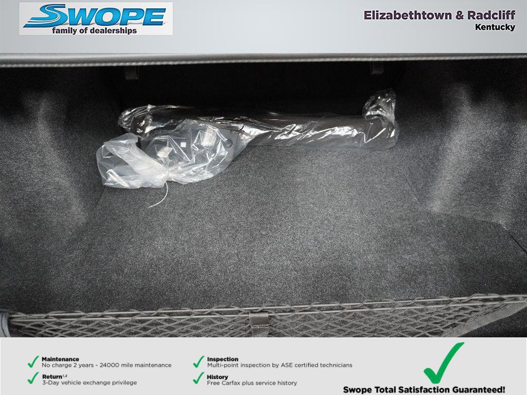 New 2025 Nissan Versa SR w/ Trunk Package FWD image 20