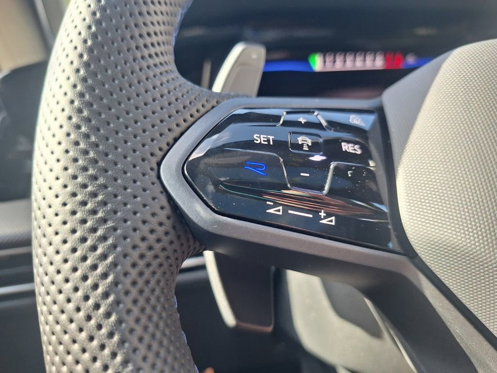 New 2026 Volkswagen Golf image 12