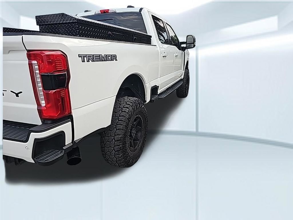Used 2024 Ford F250 Lariat w/ Tremor Off-Road Package AWD/4WD image 6