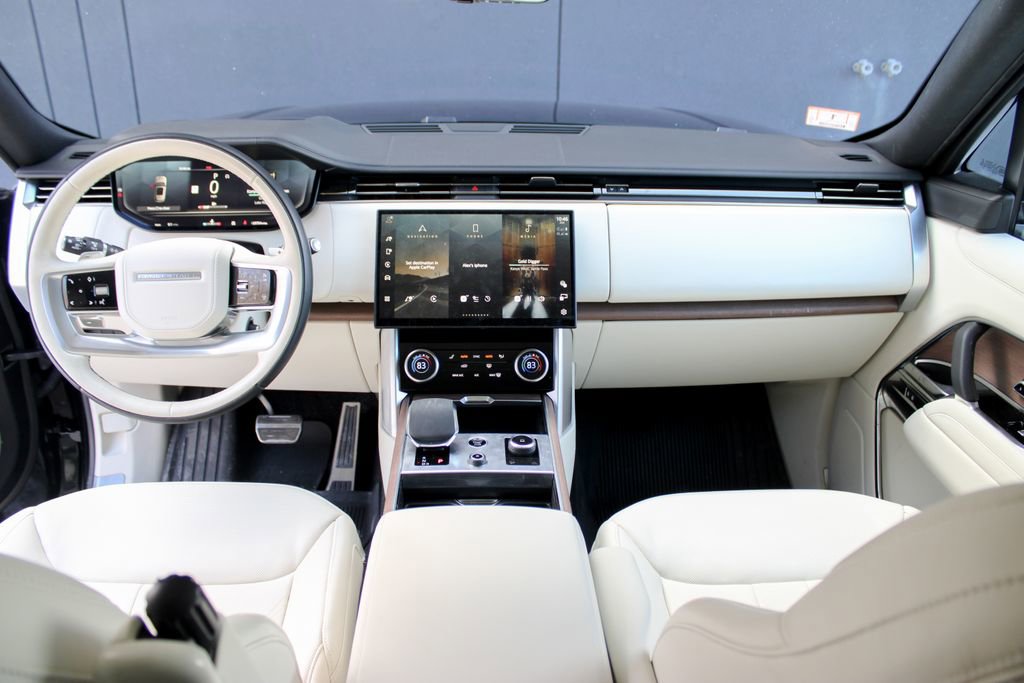 Used 2023 Land Rover Range Rover Long Wheelbase Autobiography AWD/4WD image 22