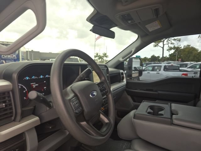 Used 2025 Ford F350 XL w/ 360-Degree Camera Package AWD/4WD image 12