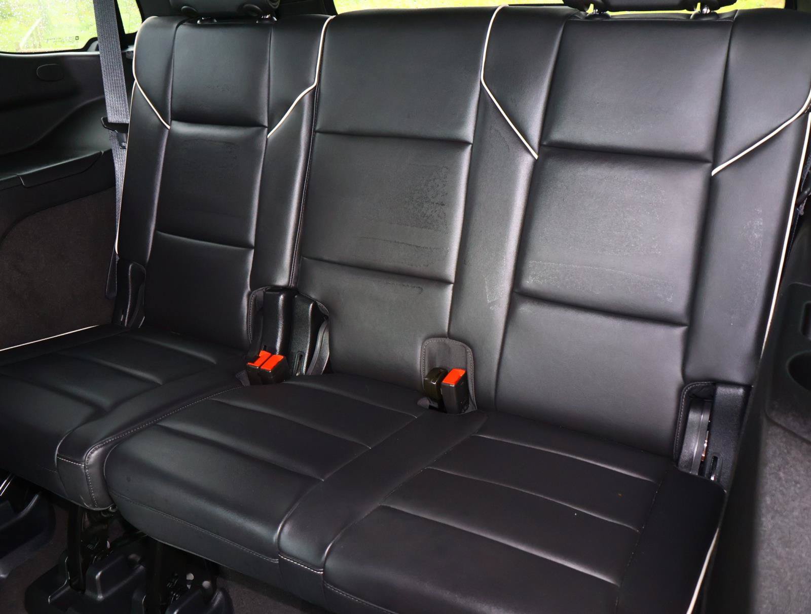 Used 2023 Cadillac Escalade Premium Luxury RWD image 23