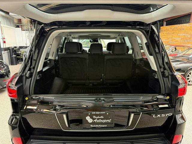 Used 2021 Lexus LX 570 4WD w/ Luxury Package image 22