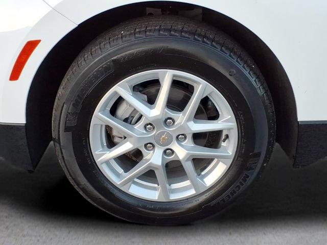 Used 2024 Chevrolet Equinox LT FWD image 10