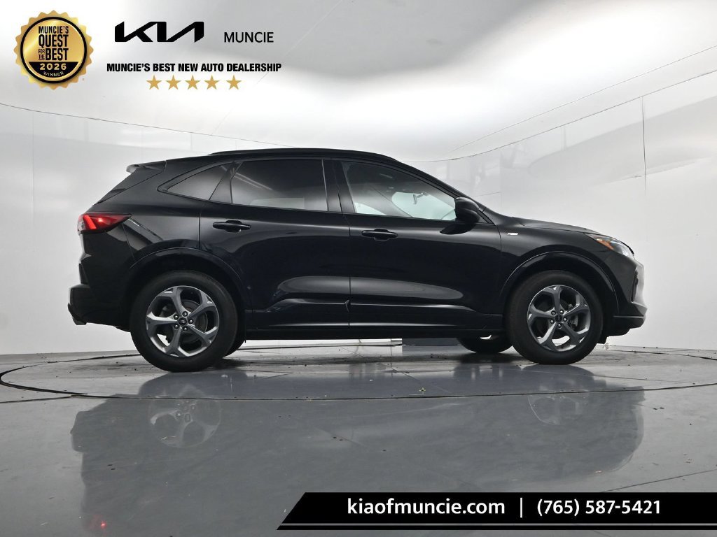 Used 2023 Ford Escape ST-Line w/ Tech Pack #1 AWD/4WD image 46