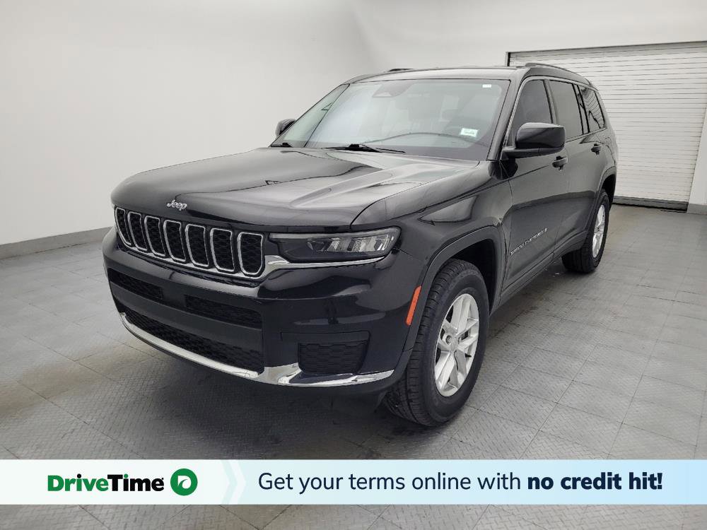 Used 2023 Jeep Grand Cherokee L Laredo image 1