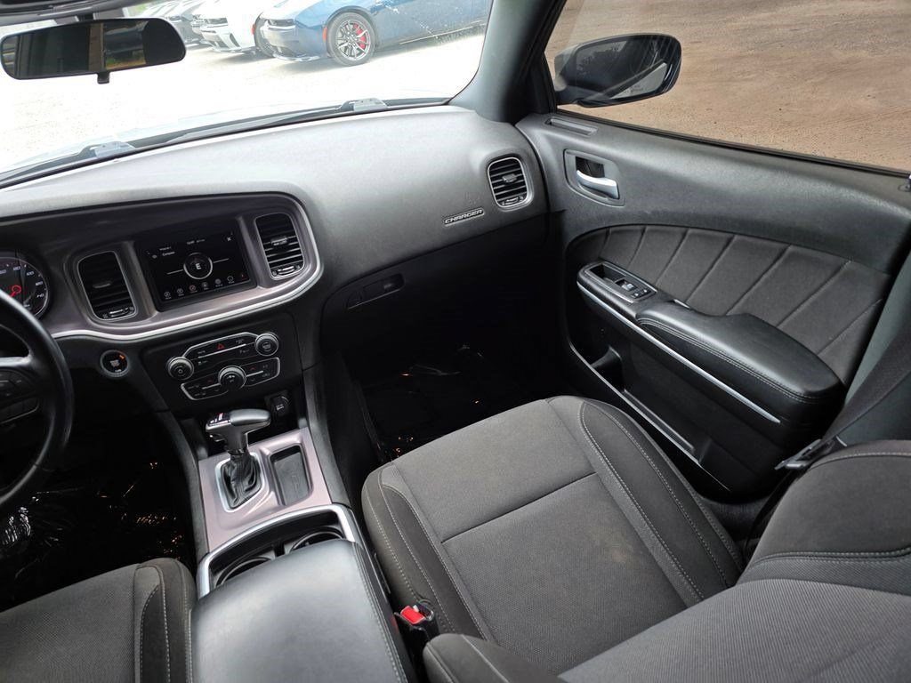 Used 2021 Dodge Charger SXT RWD image 34