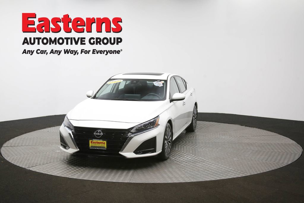 Used 2024 Nissan Altima 2.5 SV w/ SV Premium Package image 54