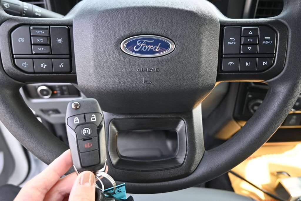 New 2025 Ford F350 XL w/ XL Chrome Package AWD/4WD image 37