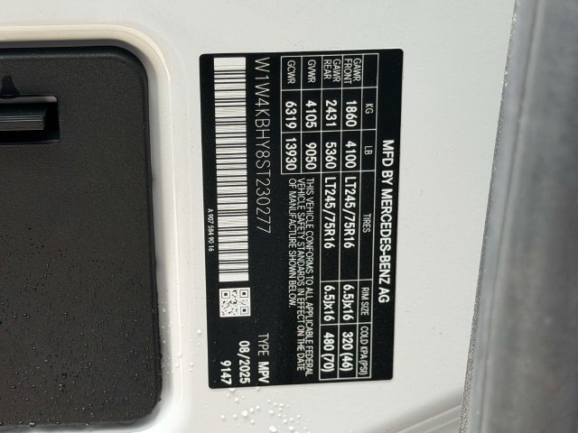 Used 2025 Mercedes-Benz Sprinter 2500 image 31