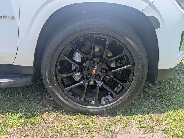 Used 2022 GMC Yukon SLE w/ Gmc Pro Safety Plus Package RWD image 8