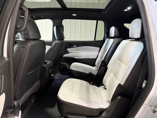 New 2026 Chevrolet Traverse High Country w/ LPO, Floor Liner Package image 35