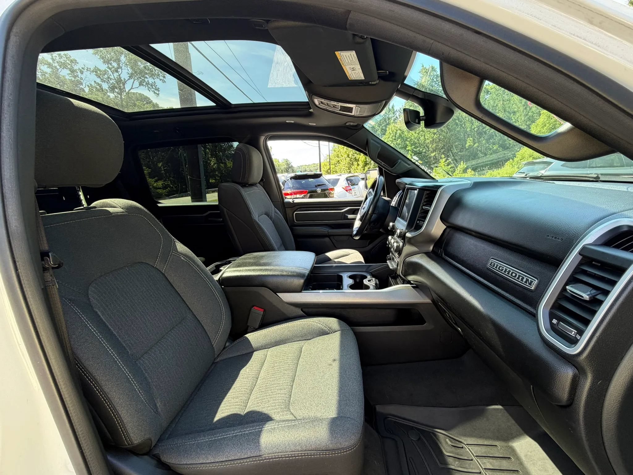 Used 2020 RAM 1500 Big Horn AWD/4WD image 2