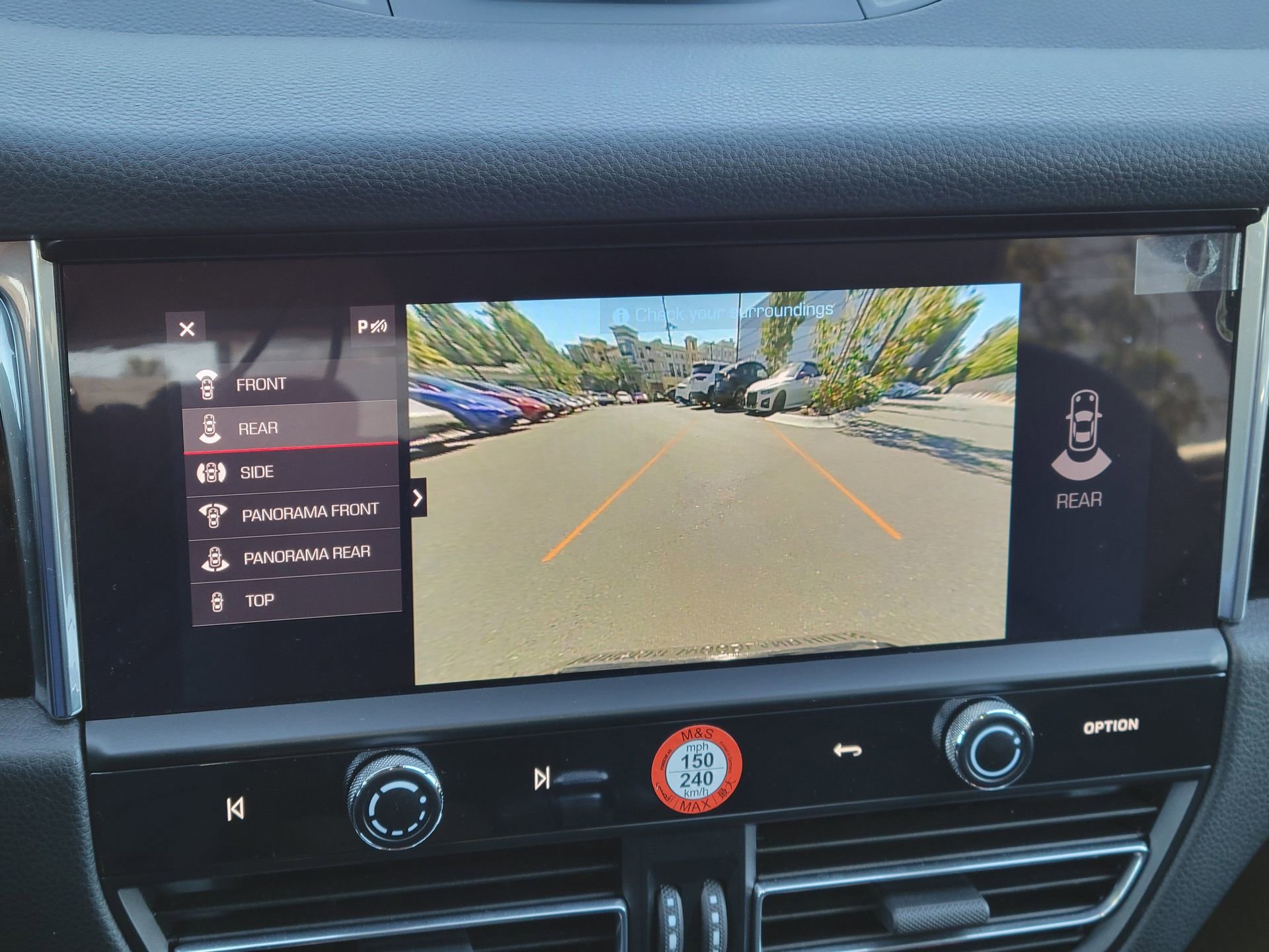 Used 2025 Porsche Macan image 18