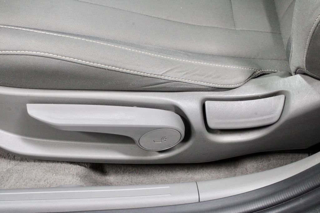 Used 2024 Hyundai Elantra SEL w/ Convenience Package FWD image 27