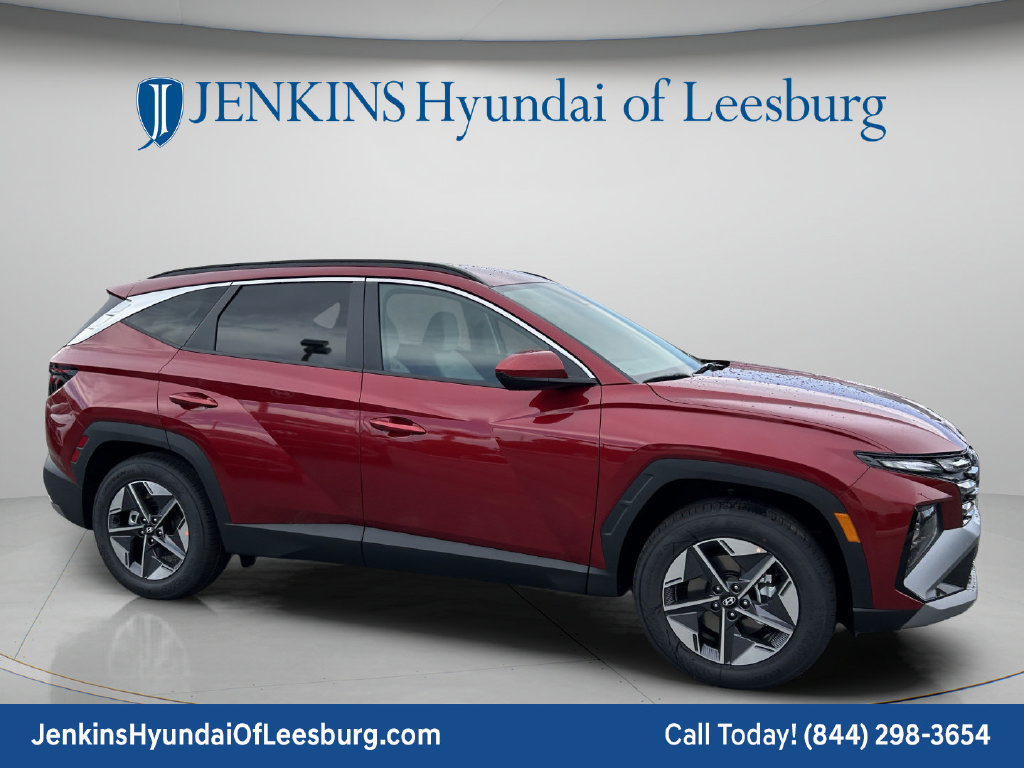 Certified 2025 Hyundai Tucson SEL FWD image 2