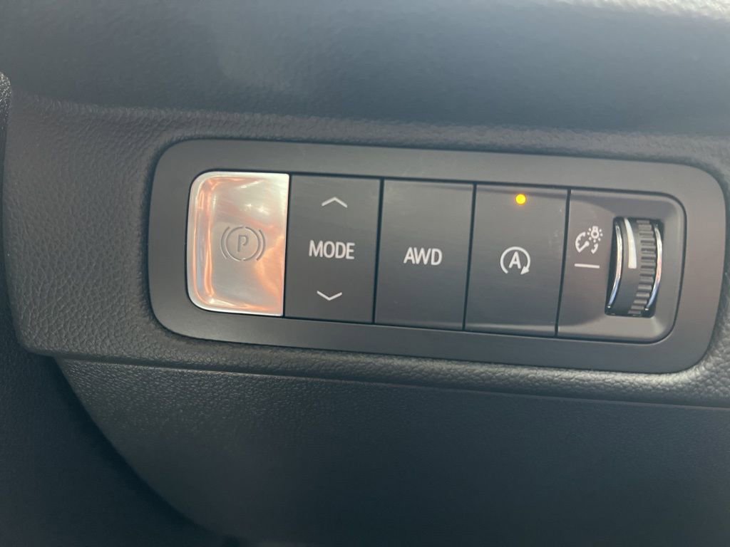 Used 2025 Chevrolet Traverse Z71 w/ Enhanced Driving Package image 15