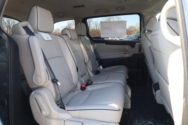 New 2026 Honda Odyssey Touring image 22