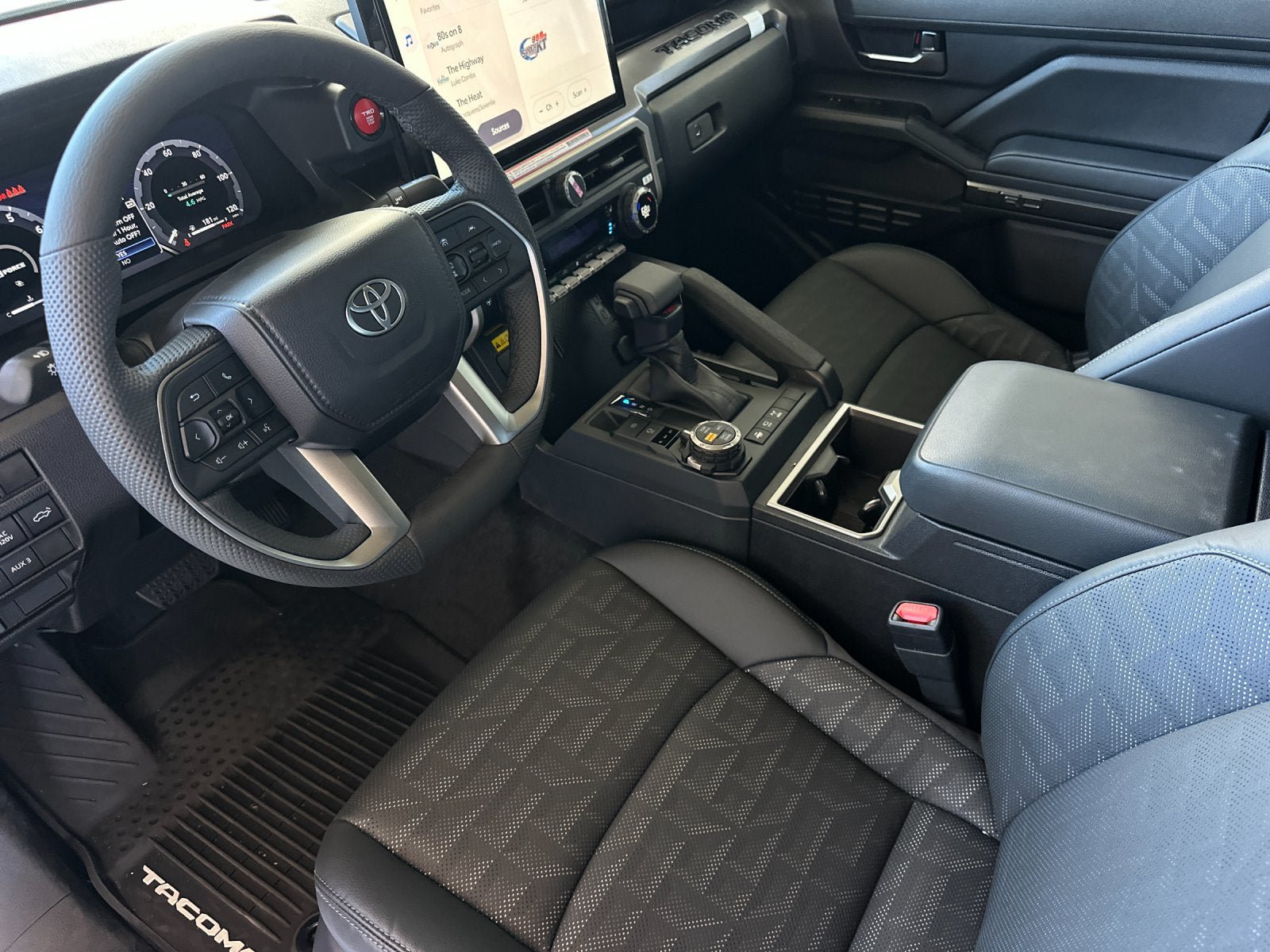 New 2026 Toyota Tacoma TRD Off-Road AWD/4WD image 11