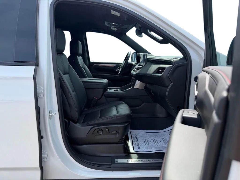 Used 2024 Chevrolet Tahoe RST w/ Luxury Package AWD/4WD image 26