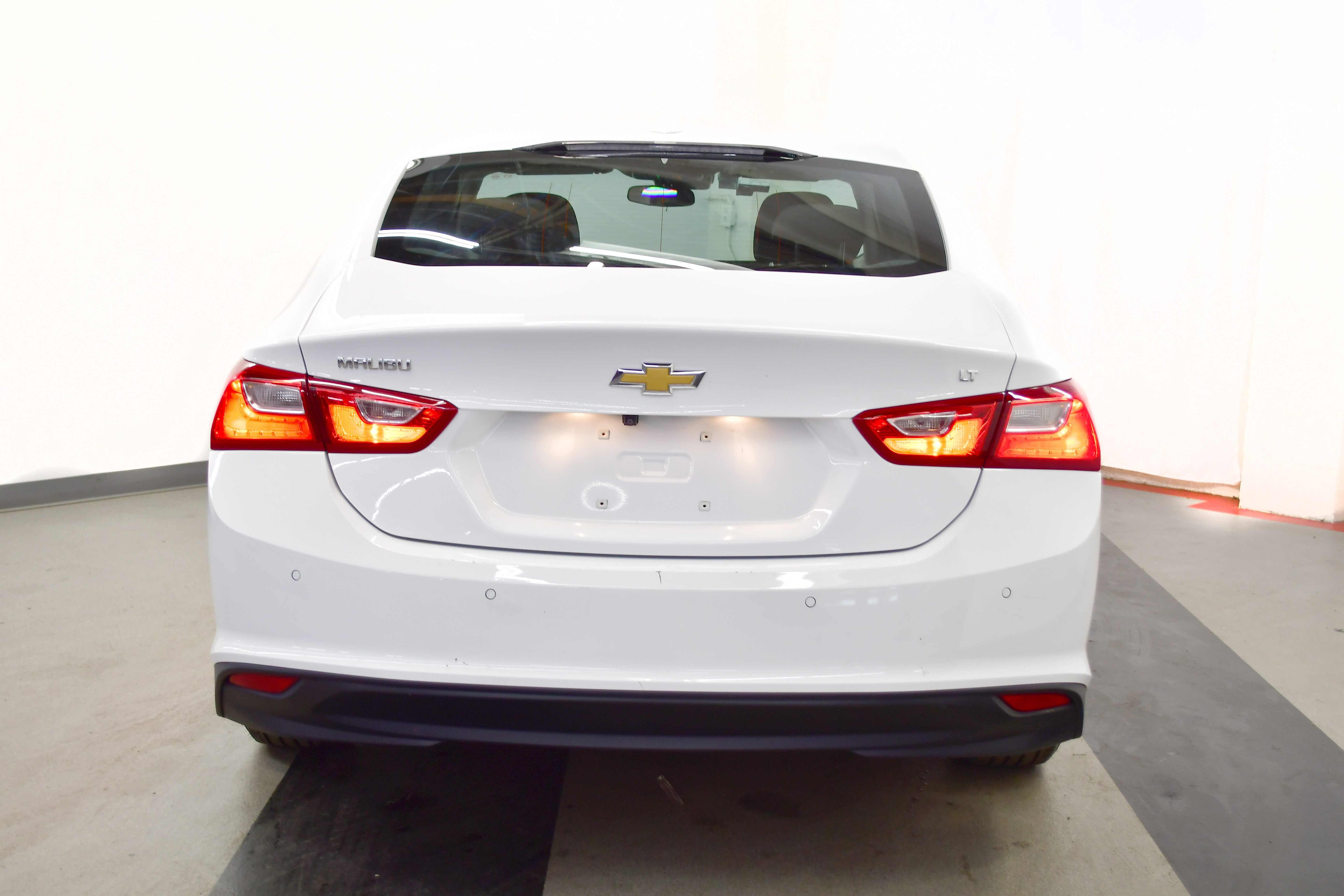Used 2024 Chevrolet Malibu LT image 6