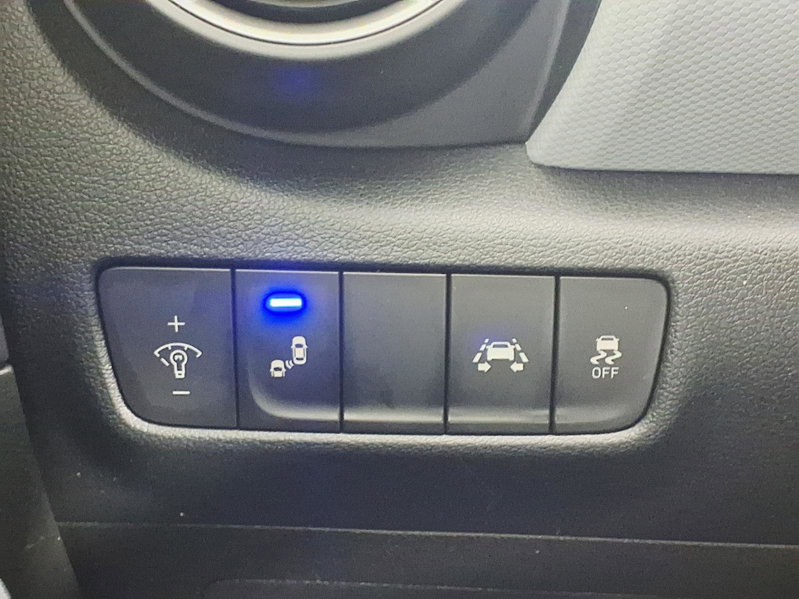 Used 2020 Hyundai Kona SEL FWD image 22