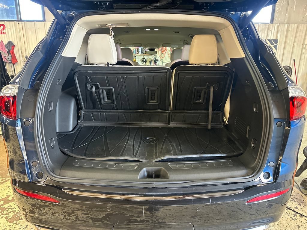 Used 2023 Buick Enclave Essence w/ Trailering Package, 5000 lbs. AWD/4WD image 10