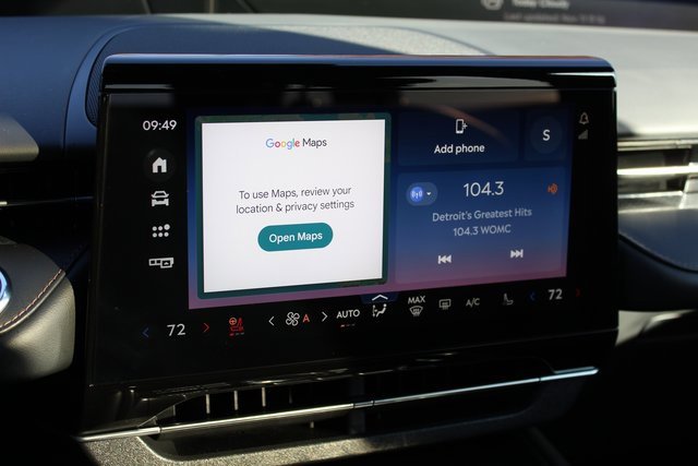 Certified 2024 Lincoln Nautilus Reserve w/ Equipment Group 202A image 26