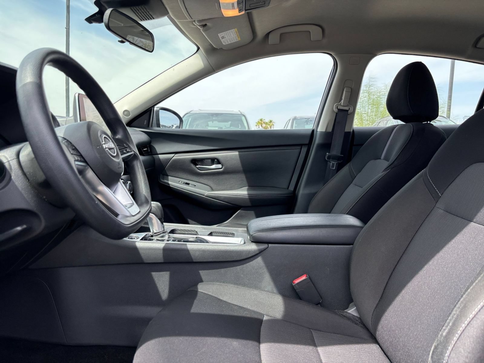 Used 2025 Nissan Sentra SV FWD image 19