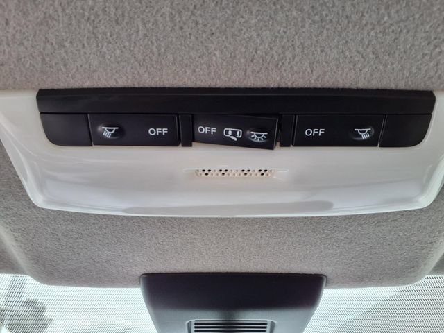 Used 2023 Nissan Kicks SV FWD image 14