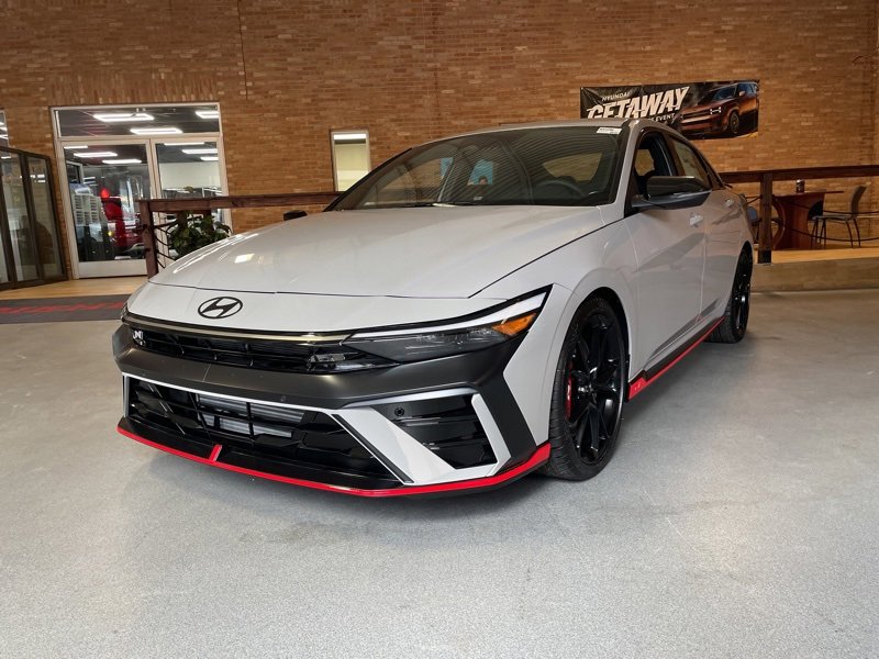 New 2025 Hyundai Elantra N image 3