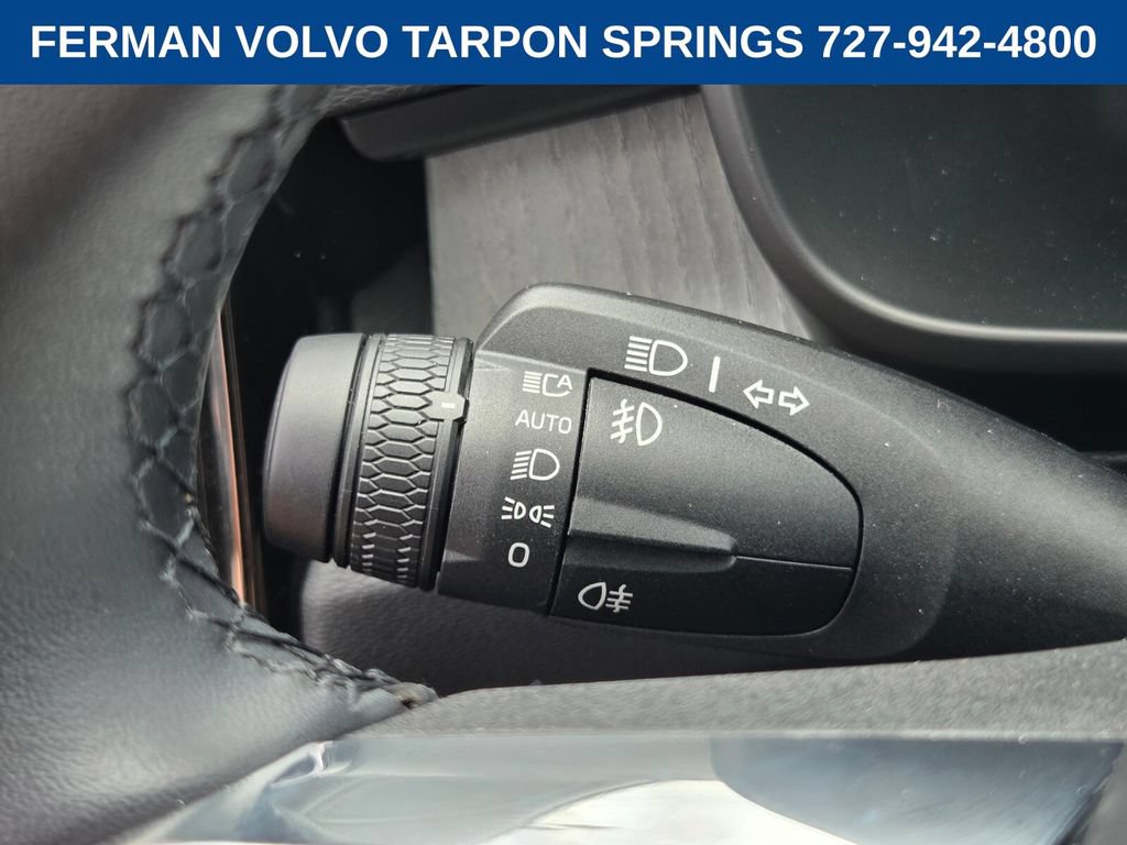 New 2026 Volvo XC40 B4 Core FWD image 33