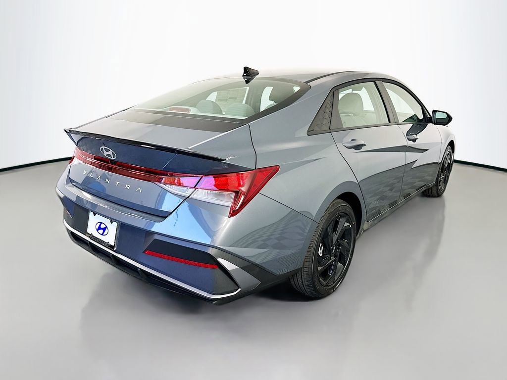 New 2026 Hyundai Elantra Sport FWD image 5
