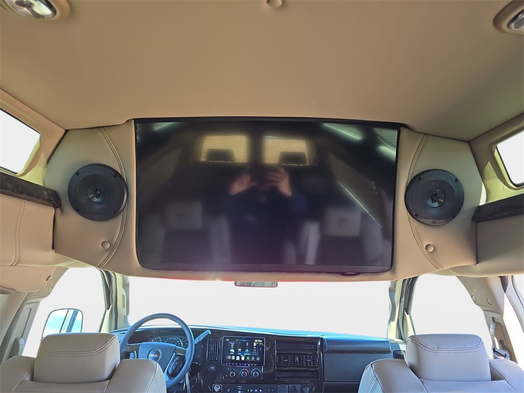 New 2025 GMC Savana 2500 Extended w/ Driver Convenience Package image 39