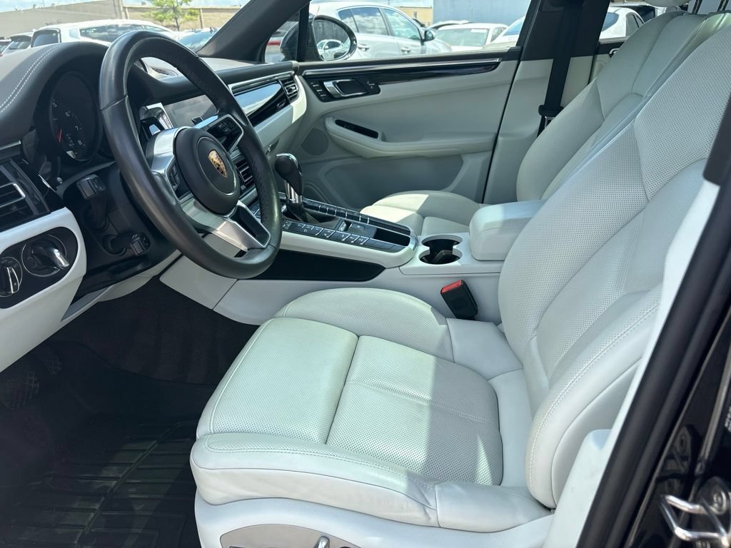 Used 2021 Porsche Macan AWD/4WD image 9