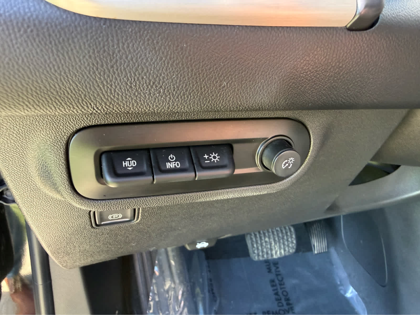 Used 2022 GMC Terrain Denali w/ LPO, Floor Liner Package AWD/4WD image 15