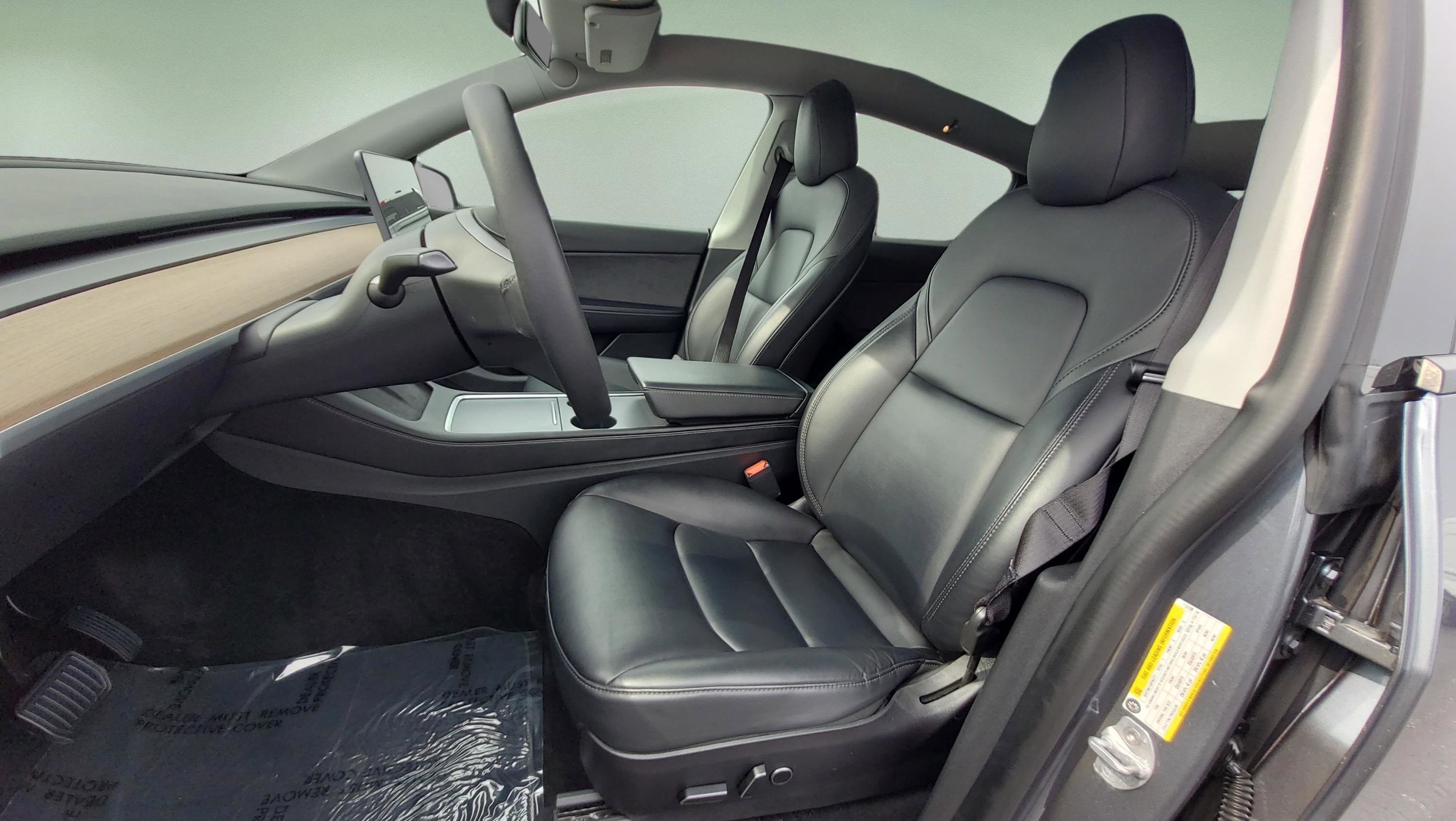Used 2021 Tesla Model Y Long Range image 24