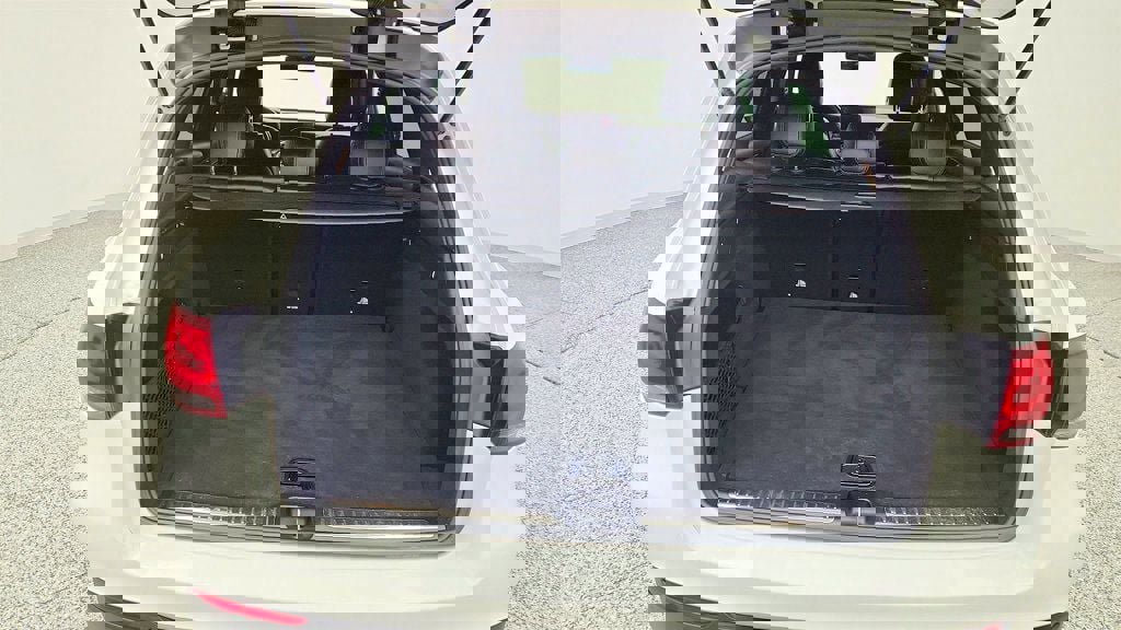 Used 2022 Mercedes-Benz GLC 300 4MATIC w/ Multimedia Package Lite image 21