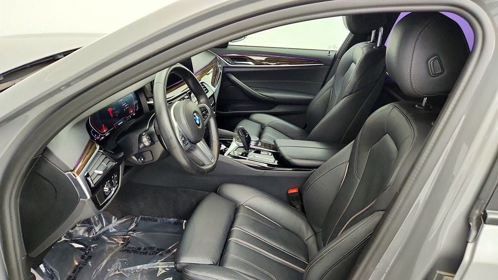 Used 2022 BMW 530i w/ M Sport Package RWD image 21